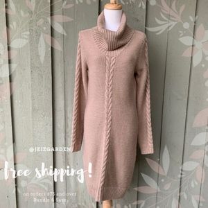 NWOT Banana Republic | Cowl Neck Sweater Dress